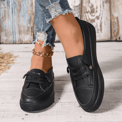 Casual Sneakers met Klassieke Vetersluiting