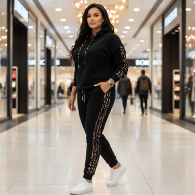 ALORA | COMFORTABEL EN MODERN DAMES TRAININGSPAK MET CAPUCHON