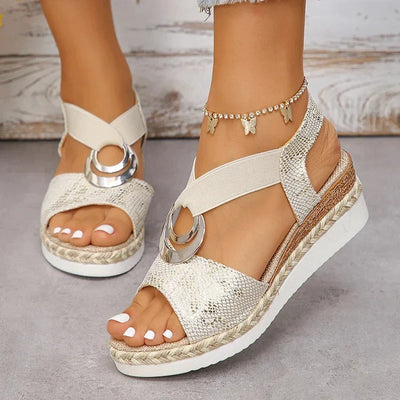 Sandalen met Comfortabele Sleehak