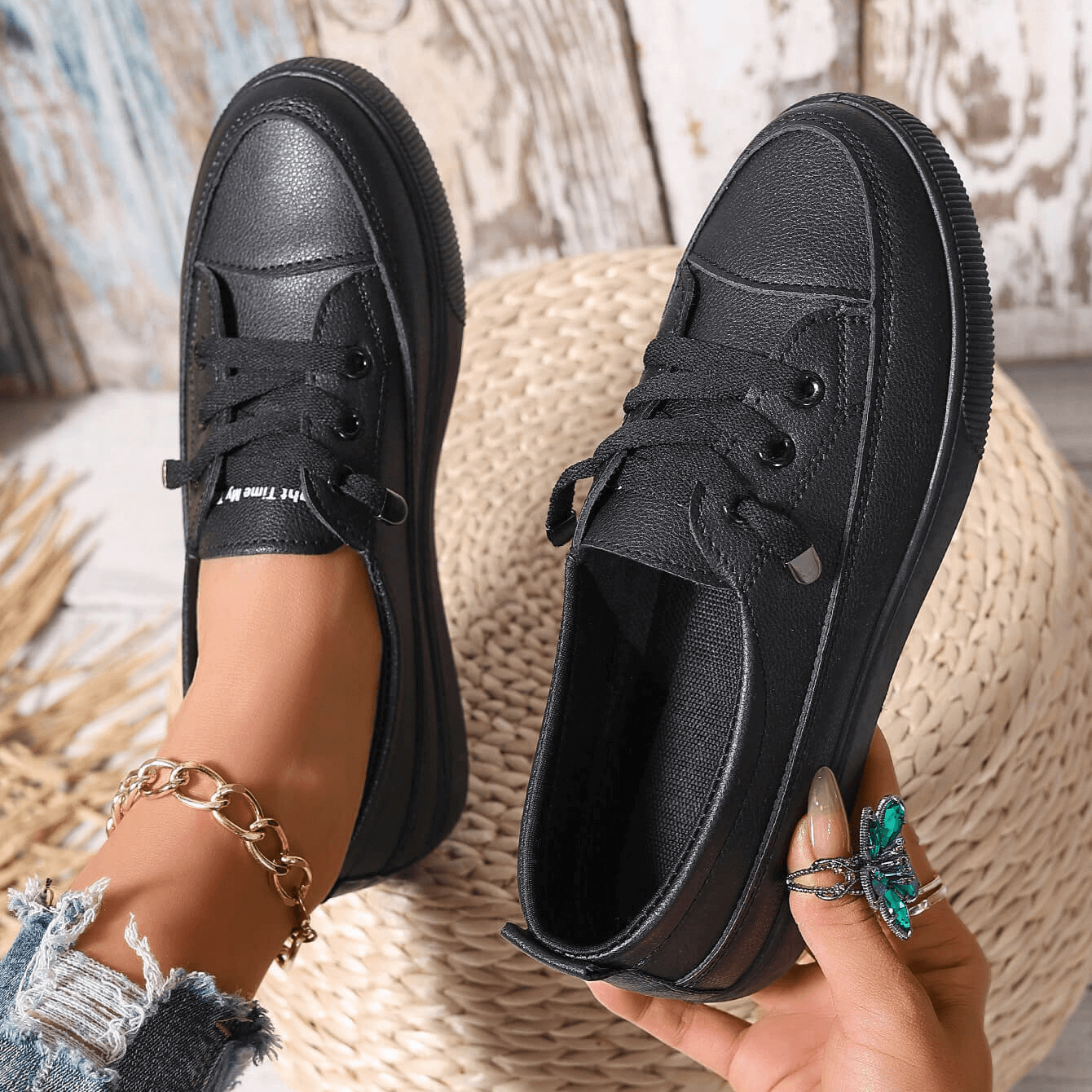 Casual Sneakers met Klassieke Vetersluiting
